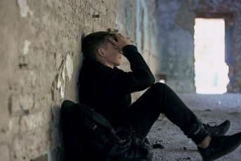 Trpio je vršnjačko nasilje: "Izvukao sam se, ali mnogima je ostala trauma za cijeli život" Trpio je vršnjačko nasilje: "Izvukao sam se, ali mnogima je ostala trauma za cijeli život"