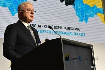 Crna Gora ojačala kredibilitet na međunarodnom finansijskom tržištu Crna Gora ojačala kredibilitet na međunarodnom finansijskom tržištu