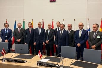 Crna Gora će postepeno povećavati izdvajanja za odbranu Crna Gora će postepeno povećavati izdvajanja za odbranu