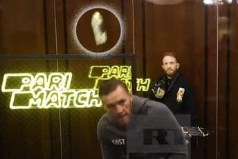 VIDEO Konor Mekgregor napadnut u Moskvi VIDEO Konor Mekgregor napadnut u Moskvi