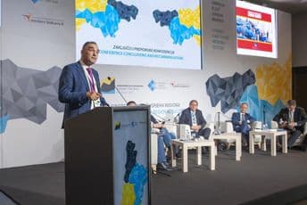 Zemlje Balkana moraju tražiti svoje mjesto na globalnoj ekonomskoj sceni Zemlje Balkana moraju tražiti svoje mjesto na globalnoj ekonomskoj sceni