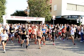 PODVIG: Miroslav Andrić istrčao bos Podgorički maraton PODVIG: Miroslav Andrić istrčao bos Podgorički maraton
