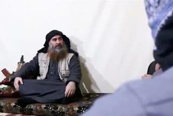 U tunel povukao i troje djece, sve digao u vazduh (VIDEO) U tunel povukao i troje djece, sve digao u vazduh (VIDEO)