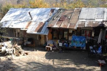 Detalji ubistva u Bijelom Polju: Rodjaku ubili zbog novca, branili se da su samo htjeli da je udare Baraka u kojo je ubijena žena