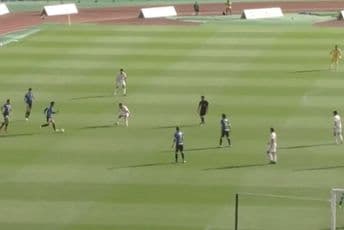 Japanski tim za 90 sekundi postigao dva gola sa svoje polovine Japanski tim za 90 sekundi postigao dva gola sa svoje polovine