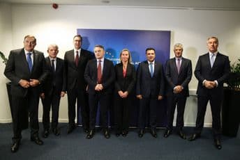 Vučić: Hašime, Federika najviše voli s tobom da se ljubi, Milo jesi li vidio što i ja Vučić: Hašime, Federika najviše voli s tobom da se ljubi, Milo jesi li vidio što i ja