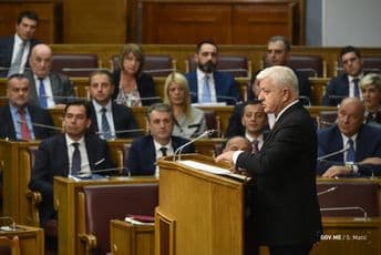 MANDIĆ: Zašto podržavate razuzdanu tužilačku diktaturu? MARKOVIĆ: To je vaš lični osjećaj MANDIĆ: Zašto podržavate razuzdanu tužilačku diktaturu? MARKOVIĆ: To je vaš lični osjećaj