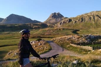 Da li znate ko su vanprosječni turisti? Da li znate ko su vanprosječni turisti?