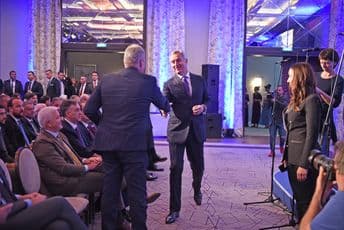 Đukanović: SPC pokušava da poništi sve vrijednosti savremene Crne Gore Đukanović: SPC pokušava da poništi sve vrijednosti savremene Crne Gore