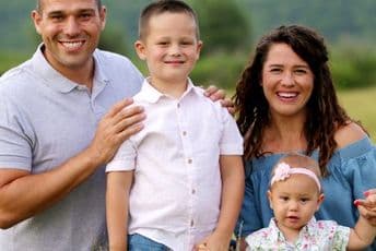 Tata Marko je dinosaurus koji je šetao Podgoricom Tata Marko je dinosaurus koji je šetao Podgoricom