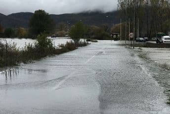 Problemi i za Nikšićane: Obustavljen saobraćaj preko Mokre njive Problemi i za Nikšićane: Obustavljen saobraćaj preko Mokre njive