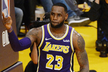 Šesti trijumf u nizu za Lejkerse, poraz Vučevićevog Orlanda Šesti trijumf u nizu za Lejkerse, poraz Vučevićevog Orlanda