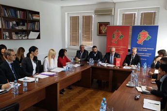 Poseban akcenat na rješavanju nezaposlenosti mladih Poseban akcenat na rješavanju nezaposlenosti mladih