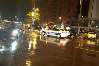 Udes u Podgorici, dvije djevojke povrijeđene Udes u Podgorici, dvije djevojke povrijeđene