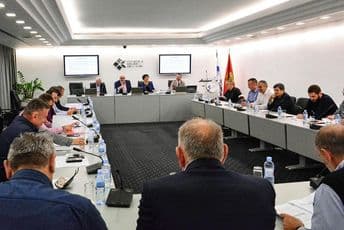 Otvoriti puteve robama preko Luke Bar Otvoriti puteve robama preko Luke Bar