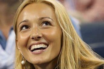 Jelena Đoković sa djecom na Svetom Stefanu: Ovdje su se mama i tata vjenčali Jelena Đoković sa djecom na Svetom Stefanu: Ovdje su se mama i tata vjenčali