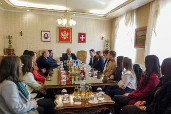 Za najbolje studente 15 stipendija Za najbolje studente 15 stipendija