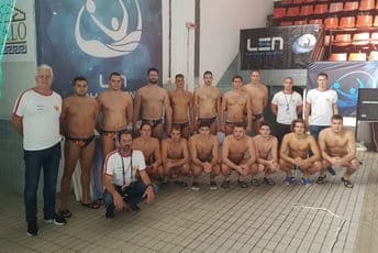 "Ajkule" ubjedljive u Nikšiću "Ajkule" ubjedljive u Nikšiću