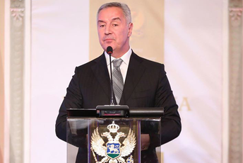 Đukanović u zvaničnoj posjeti Ujedinjenim Arapskim Emiratima Đukanović u zvaničnoj posjeti Ujedinjenim Arapskim Emiratima