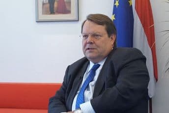 Ambasador Holandije: Sjeverna Makedonija može da počne pregovore sa EU, ali ne i Albanija Ambasador Holandije: Sjeverna Makedonija može da počne pregovore sa EU, ali ne i Albanija