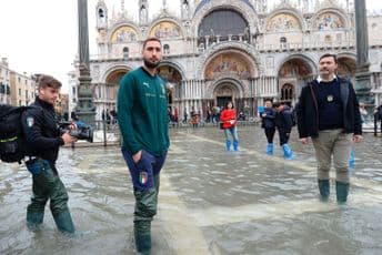 VENECIJA: Otvoren Trg Svetog Marka, voda i dalje visoka VENECIJA: Otvoren Trg Svetog Marka, voda i dalje visoka