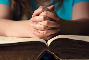 Majka čija je djevojčica bježala strahuje za nju, traži pomoć nadležnih Ilustracija