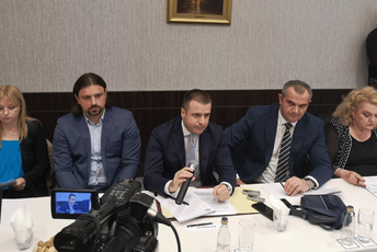 Baković o skupocjenom satu: Neka nadležni preispitaju moju imovinu Portal Analitika