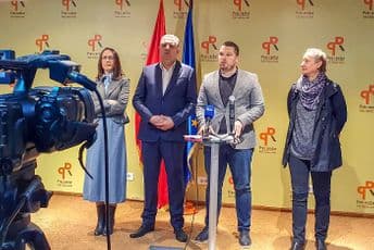 URA i CIVIS podnijeli prijavu protiv Mugoše: Oštetio budžet za 70 miliona eura URA i CIVIS podnijeli prijavu protiv Mugoše: Oštetio budžet za 70 miliona eura