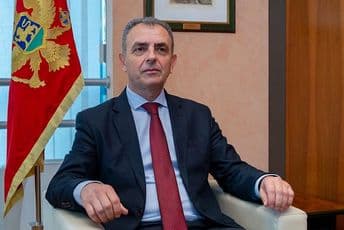 Hrapović: Većim izdvajanjem za zdravstvo Vlada nastavlja sa odogovornom politikom prema građanima Hrapović: Većim izdvajanjem za zdravstvo Vlada nastavlja sa odogovornom politikom prema građanima