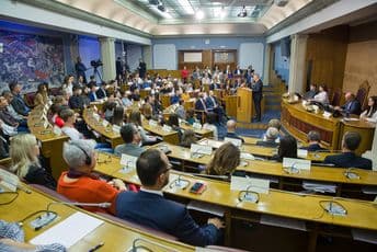 Održan jubilarni deseti Dječiji parlament (FOTO) Foto: Skupština Crne Gore