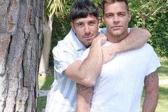 Riki Martin će dobiti četvrto dijete sa 12 godina mlađim suprugom: Trudni smo Riki Martin će dobiti četvrto dijete sa 12 godina mlađim suprugom: Trudni smo