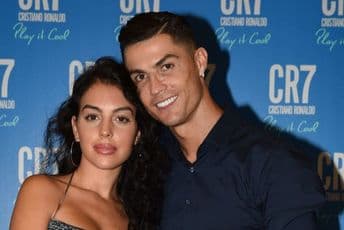 Kristijano Ronaldo i Georgina Rodrigez se vjenčali u tajnosti? Kristijano Ronaldo i Georgina Rodrigez se vjenčali u tajnosti?