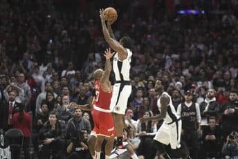 Klipersi u posljednjem minutu preokrenuli i srušili Roketse! (Video) Klipersi u posljednjem minutu preokrenuli i srušili Roketse! (Video)