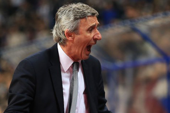 Svetislav Pešić je ljut – na tri jezika (VIDEO) Foto: Srdjan Stevanovic/Starsportphoto