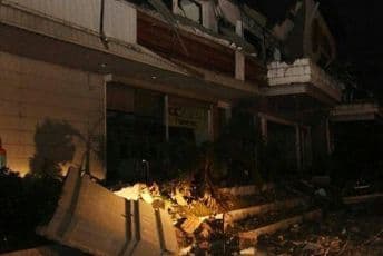 Blizanci rođeni 20 minuta poslije najjačeg potresa Ilustracija