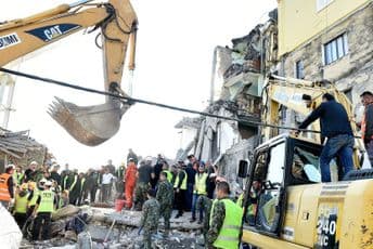 Zemljotres u Albaniji: Devetoro uhapšeno zbog stradalih u srušenim zgradama Zemljotres u Albaniji: Devetoro uhapšeno zbog stradalih u srušenim zgradama