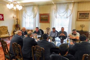 Obezbijedili novac za zarade FK "Lovćen", na redu svlačionice Obezbijedili novac za zarade FK "Lovćen", na redu svlačionice