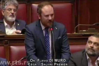 Italijanski poslanik zatražio riječ, pa zaprosio koleginicu Italijanski poslanik zatražio riječ, pa zaprosio koleginicu