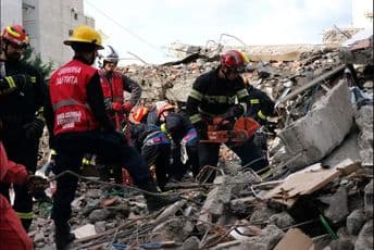 Opština Kotor donirala 10.000 eura Albaniji Opština Kotor donirala 10.000 eura Albaniji