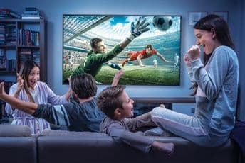 Uz najniže cijene, najviše interneta, TV kanala i besplatnih minuta Uz najniže cijene, najviše interneta, TV kanala i besplatnih minuta