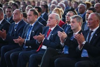 Osmi Kongres Demokratske partije socijalista (FOTO)