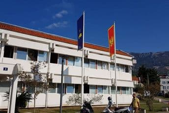 Ivković: Cirkus u Budvi neće još dugo trajati Ivković: Cirkus u Budvi neće još dugo trajati