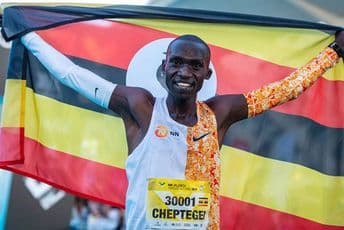 Novi svjetski rekord u trci na 10.000 metara Novi svjetski rekord u trci na 10.000 metara