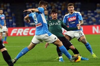 Bolonja poslala Napoli u "bunar" EPA-EFE/CESARE ABBATE