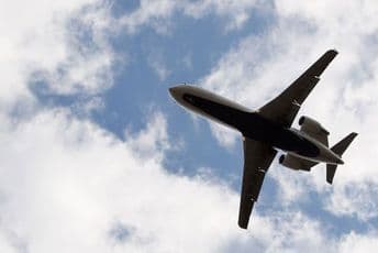 Najveći vojni avion na svijetu slijeće u Beograd: Nosi četiri ruska helikoptera Najveći vojni avion na svijetu slijeće u Beograd: Nosi četiri ruska helikoptera