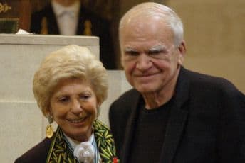 Milanu Kunderi vraćeno državljanstvo Češke nakon 40 godina Associated Press