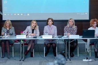 Školska medijacija efikasan način u prevenciji vršnjačkog nasilja Školska medijacija efikasan način u prevenciji vršnjačkog nasilja