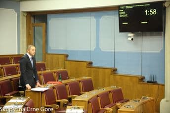 Šehović: Cilj je oslobađanje dodatnih troškova za magistarski rad i produžetak roka za upis na specijalističke studije Šehović: Cilj je oslobađanje dodatnih troškova za magistarski rad i produžetak roka za upis na specijalističke studije