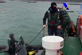 Forbs: Oko 900 „narko-podmornica“ krijumčari kokain Ilustracija: Blic