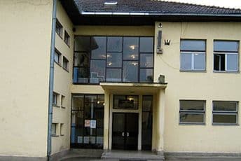 Dječak zbog blatnjave obuće izbačen sa nastave Dječak zbog blatnjave obuće izbačen sa nastave